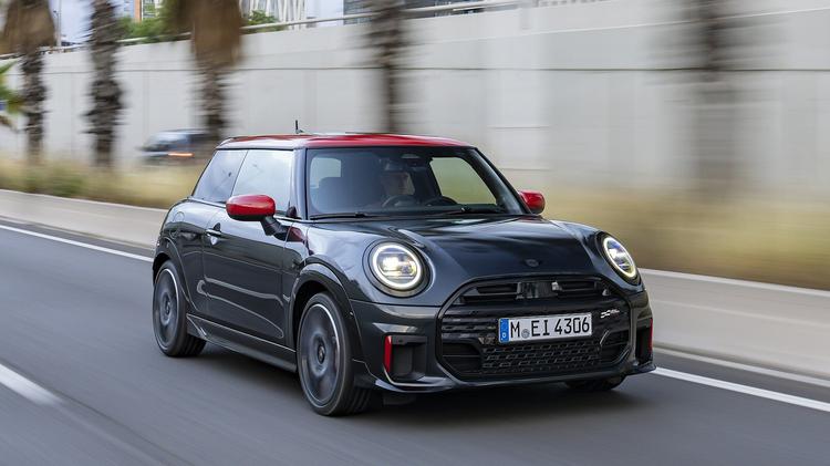 MINI COOPER HATCHBACK 2.0 S Exclusive [Level 2] 3dr Auto